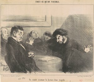 Un comité écoutant la lecture d