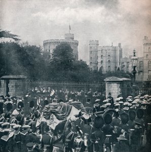 Le corbillard du roi Édouard VII entrant dans les terrains du château de Windsor - Horace Walter Nicholls