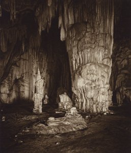 Mexique : grottes de stalactites de Cacahuamilpa, Etat de Guerrero (photo n/b)