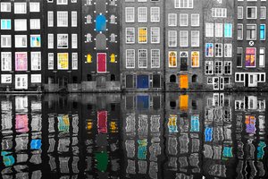 Reflets colorés sur le canal - Igor Shrayer