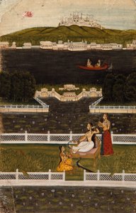 Une belle femme sur une terrasse au bord d