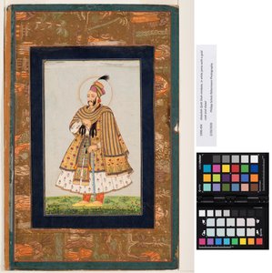 Abdullah Qutb Shah nimbé, en jama blanc avec un manteau et une écharpe en or, vers 1680 - Indian School