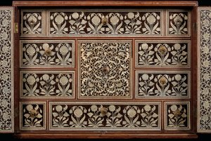 Cabinet moghol, Gujarat ou Sindh, Inde occidentale - Indian School