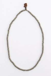 Chapelet de petites perles