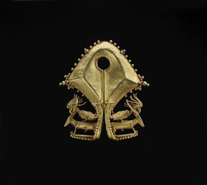 Mamuli, pendentif avec cacatoès chevauchant des cerfs, peuples de l