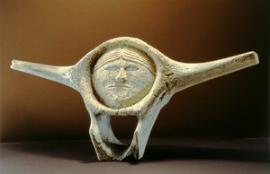 Tête de Janus, de Cape Dorset (vertèbre de baleine) - Inuit School