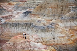 Roches colorées près de Wu Cai Wan dans le désert de Gobi, Xinjiang, Chine occidentale, 2007