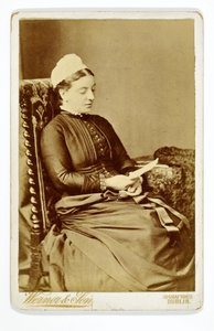 Mlle Pringle, matrone, hôpital St. Thomas - Irish Photographer