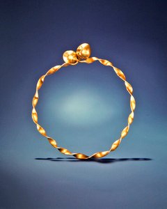 Collier torsadé, Ardnaglug, Comté de Roscommon, Âge du Fer ancien - Iron Age