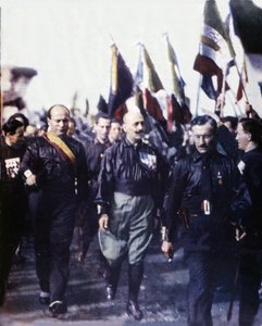 Mussolini et la Marche sur Rome. 1922. Photo colorisée à la main 1923
