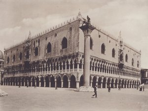 Palazzo Ducale - Italian Photographer