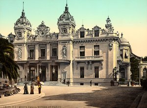 La façade du Casino de Montecarlo, dans la Principauté de Monaco, en France