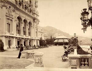 La terrasse du front de mer près du Casino de Montecarlo, à Monaco - Italian Photographer