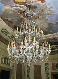 Lustre en verre de Murano du 18ème siècle à la fondation Querini - Stampalia de Venise.