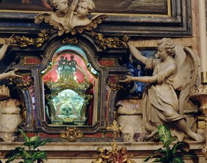 Relique du crâne de Saint Louis de Gonzague située dans le maître-autel - Italian School