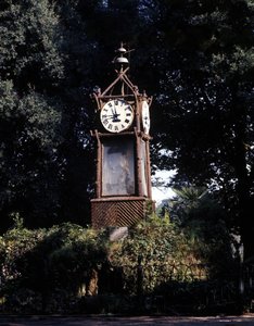 Rome, horloge à eau du Pincio (Villa Borghese) construite en 1867. Réalisée par le dominicain Giambattista Embriaco.