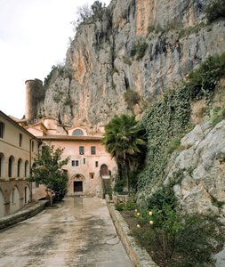 Vue de la cour du monastère de Saint Benoît (Sacro Speco) - Italian School