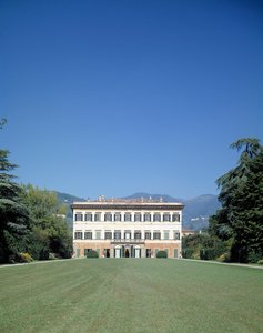 Vue de la façade de la Villa reale di Marlia (ou Palazzo Orsetti) - Italian School