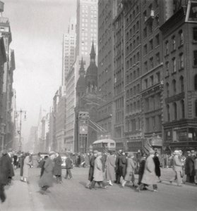 5e Avenue, New York, États-Unis, 20e siècle - J. Dearden Holmes