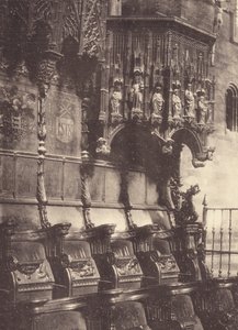 Chaises de chœur et chaire dans la cathédrale de Barcelone (photo n/b) - J. Furnells