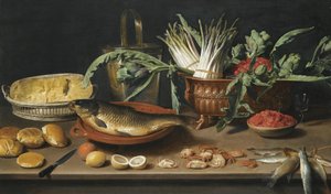 Nature morte avec un poisson sur un plat en terre cuite, des bottes d