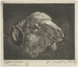 Tête de bélier avec cornes tournées vers l