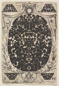 Pendentif ovale décoré de Schweifwerk, entouré de motifs plus petits et couronné - Jacques Hurtu