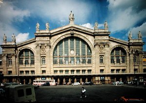 Vue de la façade de la Gare du Nord, construite en 1861-63