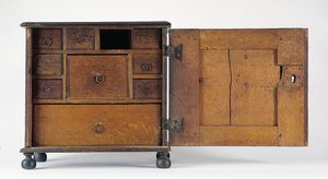 Le cabinet de valeurs sculpté et appliqué de Joseph et Bathsheba Pope, Salem, Massachusetts - James (attr. to) Symonds