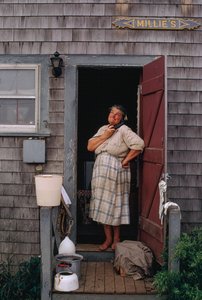 Cette insulaire, Mildred Jewett, est une garde côtière honoraire pour son travail pendant la Seconde Guerre mondiale... - James L Stanfield