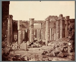 « Intérieur des Propylées » [Athènes. Acropole - Propylées] - James Robertson