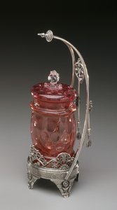 Pot à cornichons sur support avec pinces, c.1885