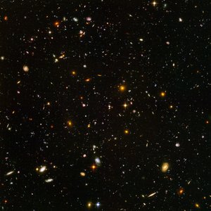 Champ Ultra Profond de Hubble - James Webb Space Telescope (NASA)