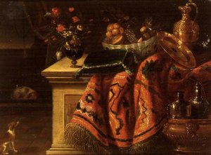 Une nature morte avec un vase de fleurs, des fruits dans un bol, une aiguière et une assiette en vermeil et un coussin