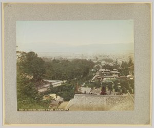 Une ville de Kyoto depuis Maruyama, Japon - Japanese Photographer