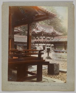 Porte intérieure à Tōshō-gū, Nikko, Japon - Japanese Photographer