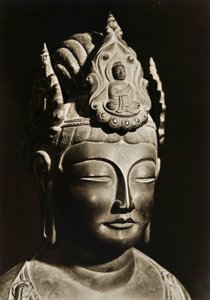 Yumechigai Kannon de la période Nara précoce, Horyuji, Nara, Japon, 1950 - Japanese Photographer