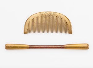 Peigne et épingle à cheveux, fin 19e-début 20e siècle