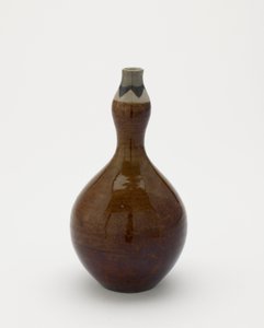 Bouteille de saké en forme de gourde, Nagayo, préfecture de Nagasaki, période Edo, début du 18ème-début du 19ème siècle - Japanese School