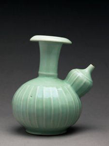 Kendi avec décor moulé, sites de Arita - Japanese School