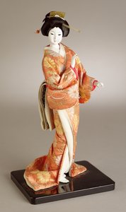 Poupée de dame debout, japonaise - Japanese School