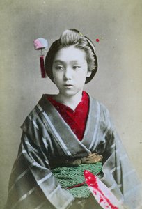 Jeune fille en kimono, vers 1860-70 - Japanese School