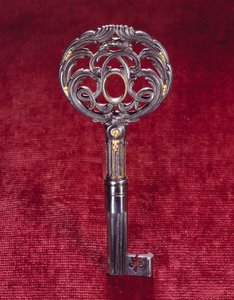 Clé du bureau de Louis XV, double « L » inscrit dans un cercle - Jean Francois Oeben