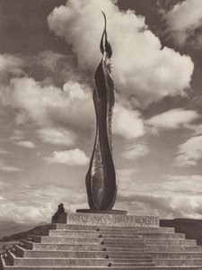 Suisse : Monument aux morts sur le Forch, près de Zurich