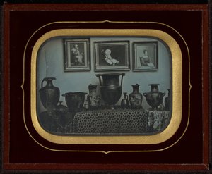 Nature morte de vases grecs et trois peintures - Jean Gabriel Eynard