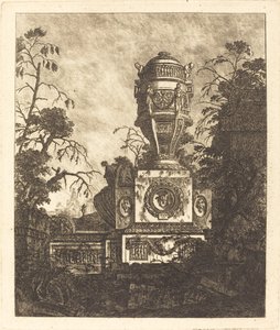 Vase soutenu par une base avec trois visages grotesques