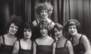 Groupe de danse ou de théâtre - Jerome Ltd