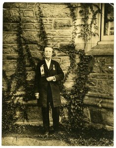 Dr Mary Walker, une des premières femmes médecins ayant le droit de porter des vêtements d