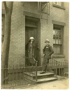 M. Llewelyn Powys, auteur et sa femme, c.1905-40 - Jessie Tarbox Beals
