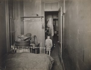 Sans titre (Garçon dans une chambre), vers 1910 - Jessie Tarbox Beals